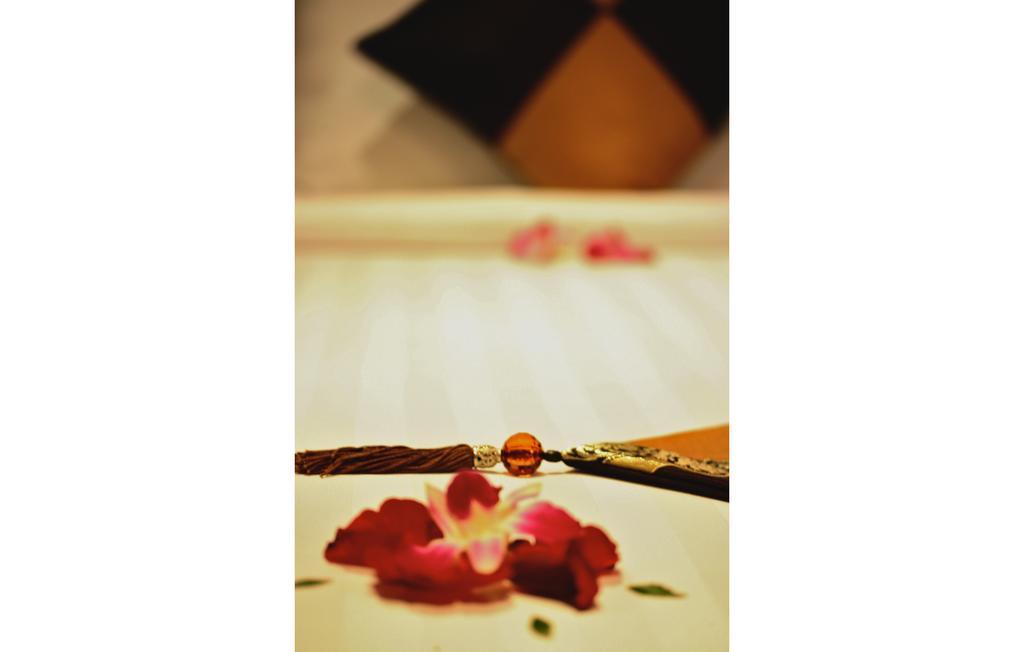 Rayaburi Hotel, Patong Ngoại thất bức ảnh