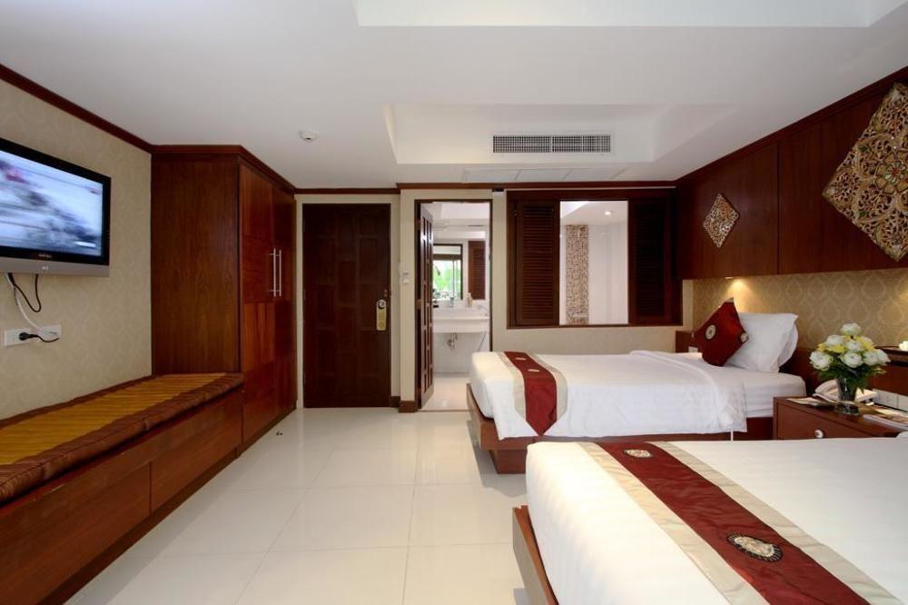 Rayaburi Hotel, Patong Ngoại thất bức ảnh