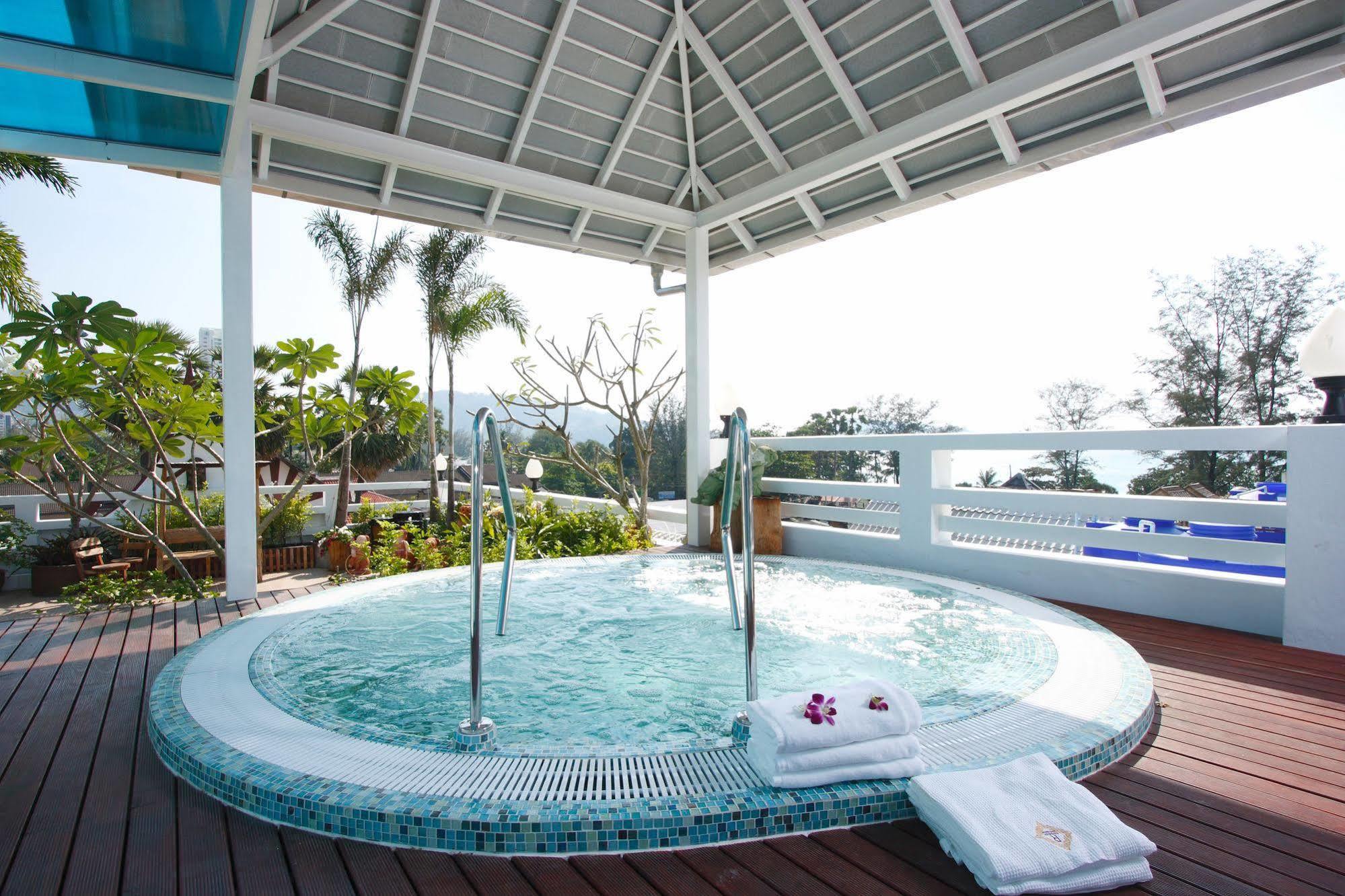 Rayaburi Hotel, Patong Ngoại thất bức ảnh