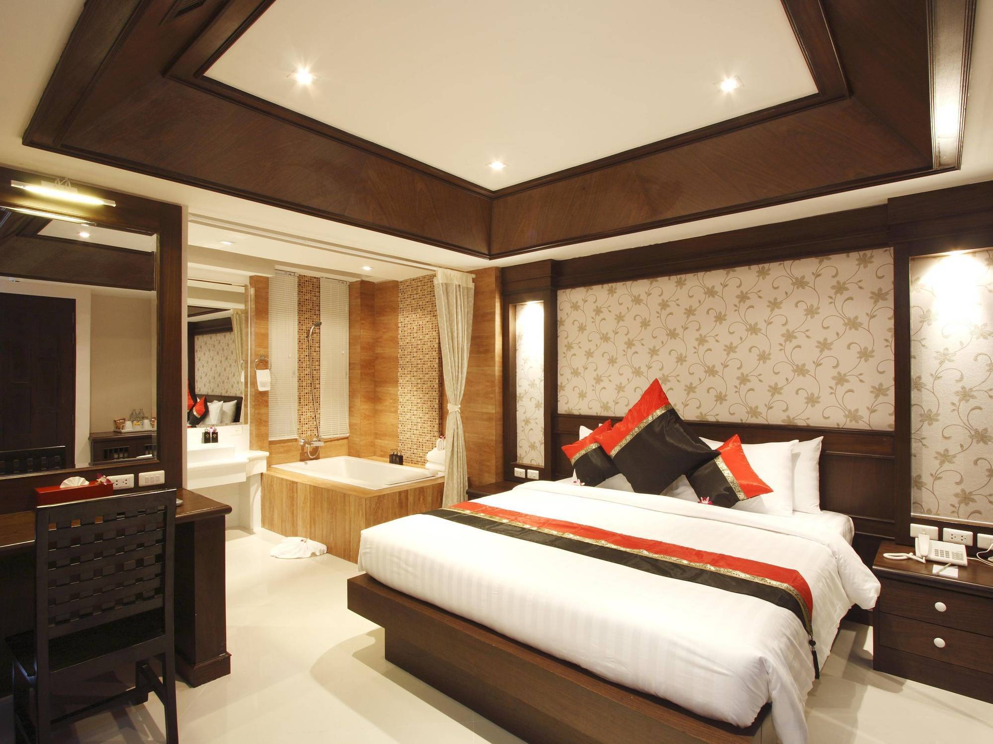 Rayaburi Hotel, Patong Ngoại thất bức ảnh